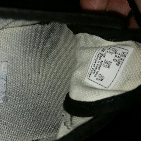 Black kids Vans - Picture 5 of 5